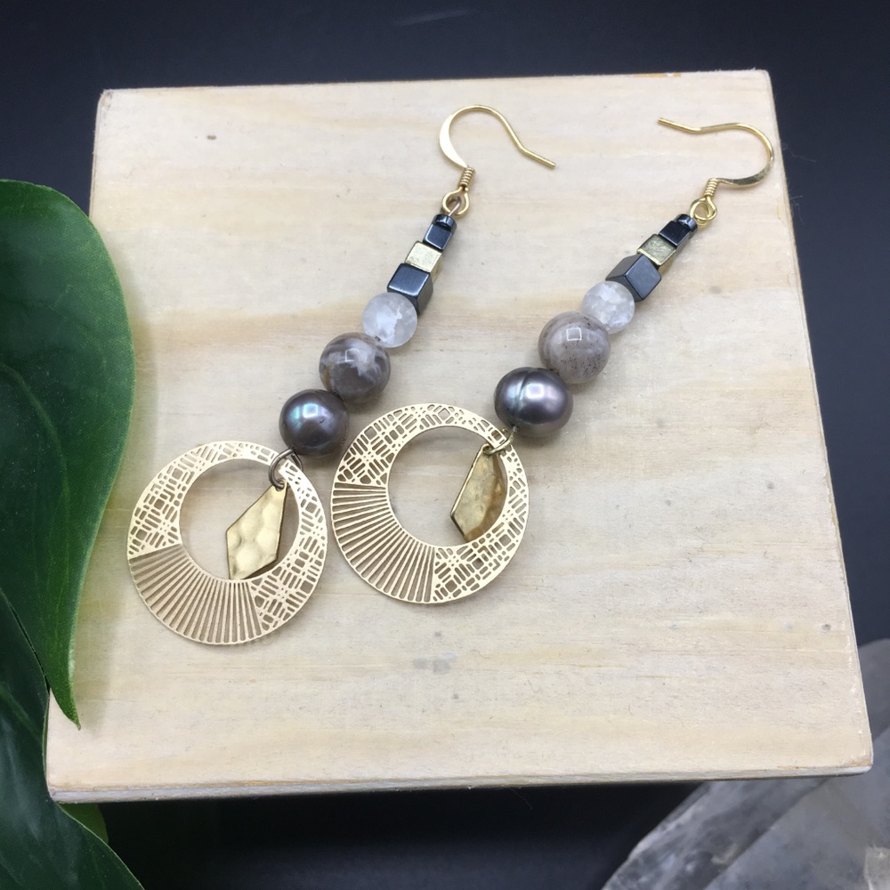 Neptune's Drops Earring // pearl, sunstone, clear